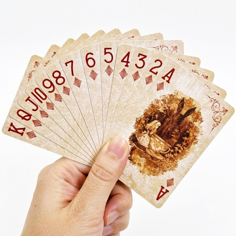55 Cartas de Baralho Alice no  - Vintage Collectible Board Games avaliação e preço